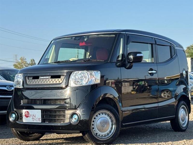 HONDA N BOX SLASH