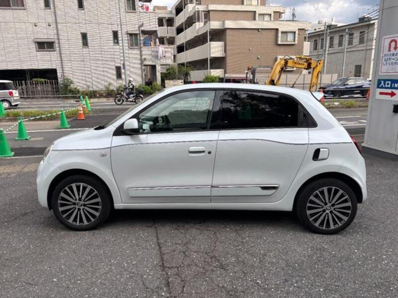 TWINGO