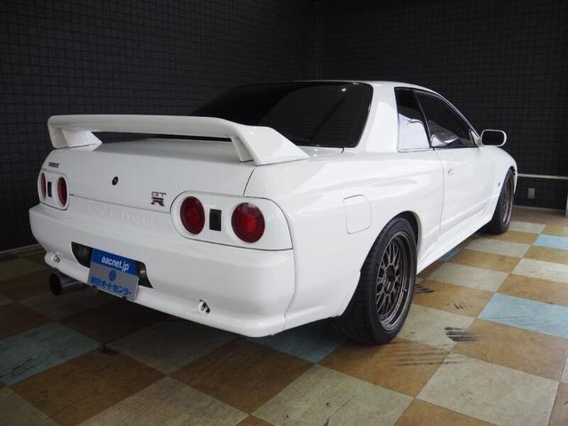 SKYLINE