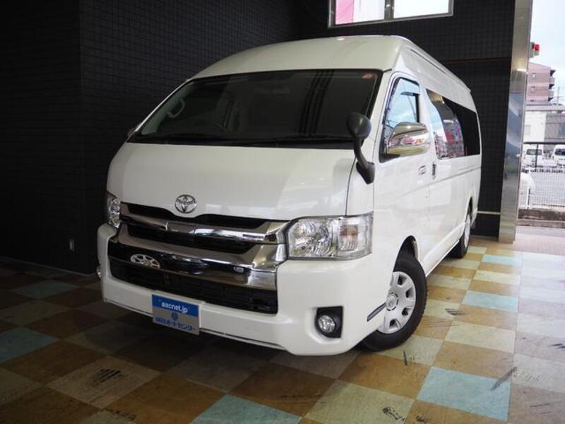TOYOTA HIACE WAGON