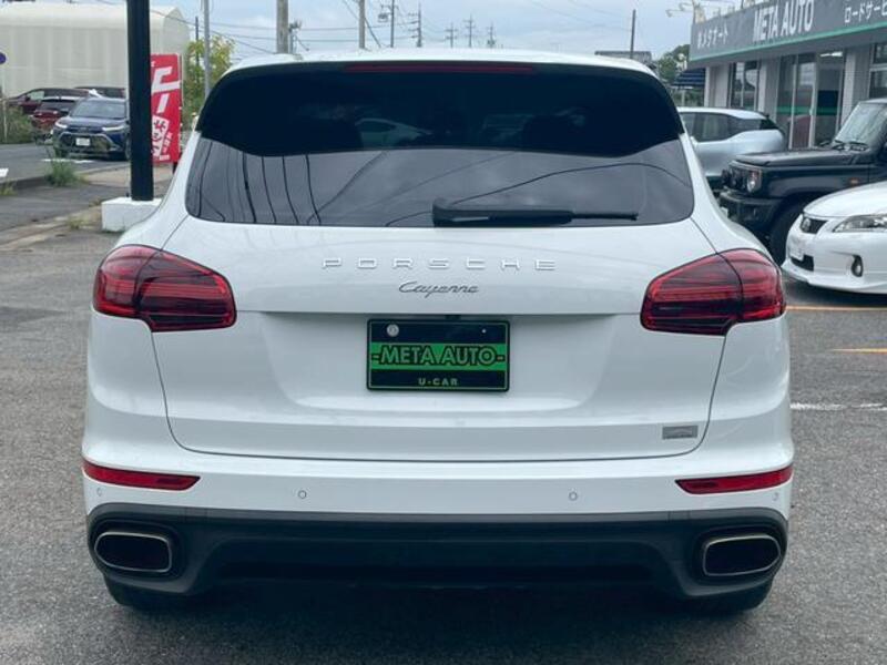 CAYENNE