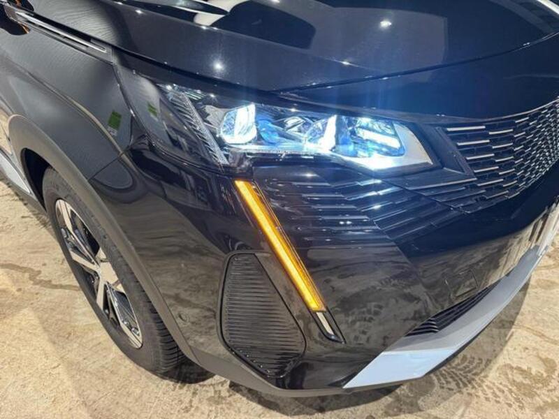 3008