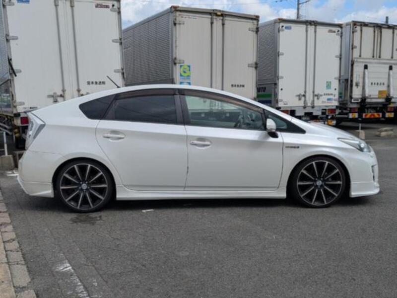 PRIUS