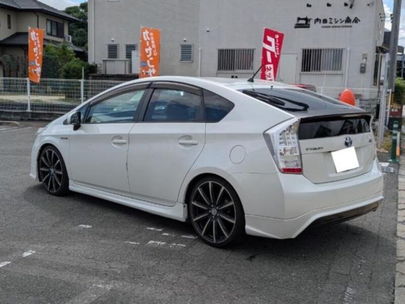 PRIUS