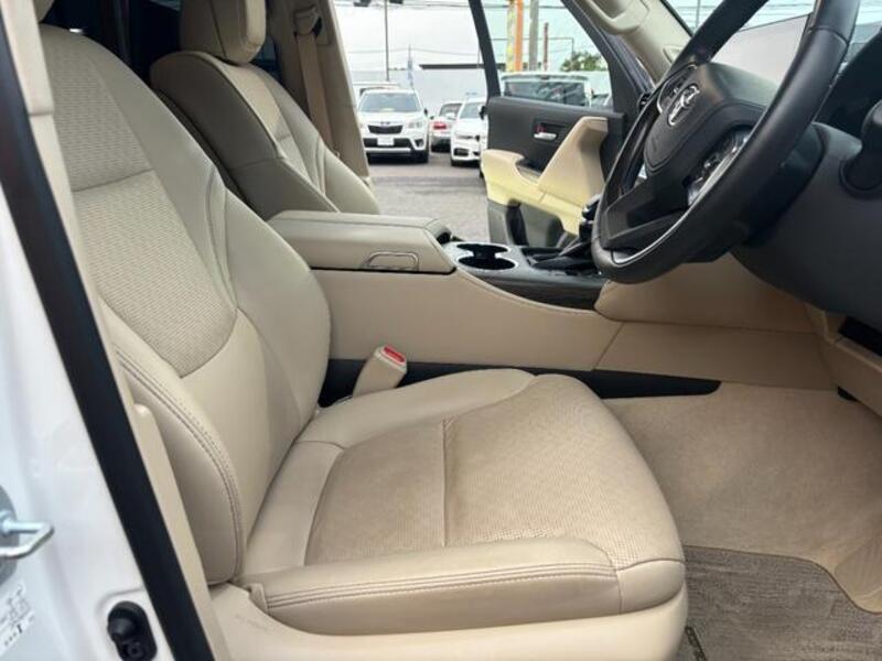LAND CRUISER
