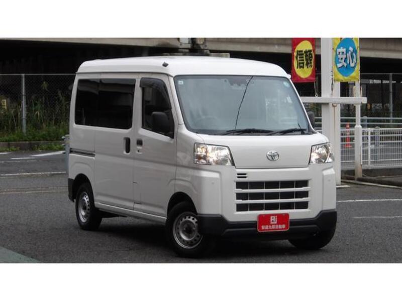 TOYOTA PIXIS VAN