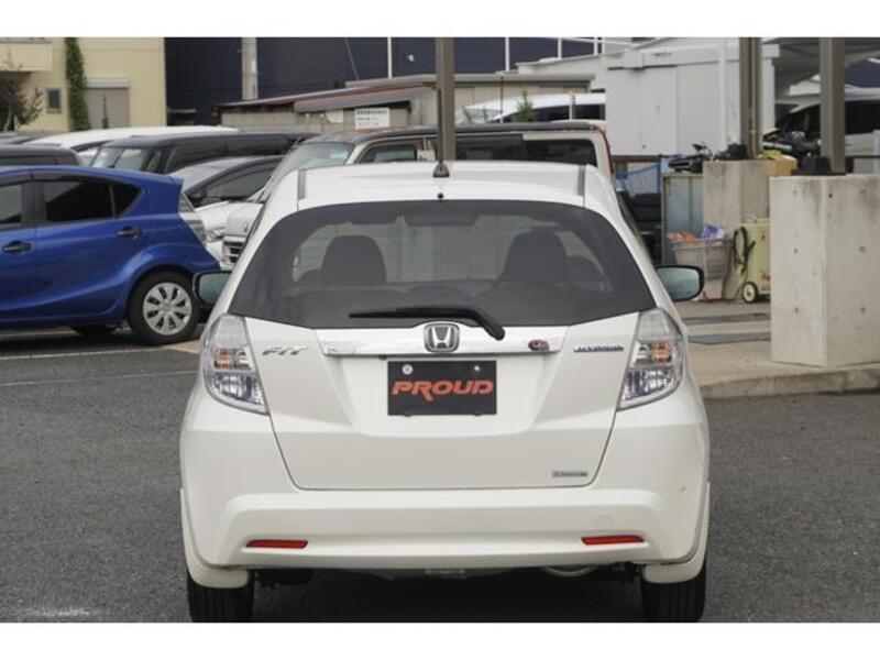 FIT HYBRID