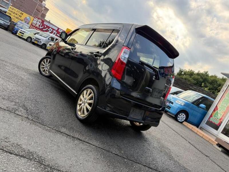 WAGON R