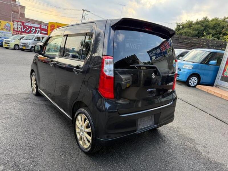 WAGON R