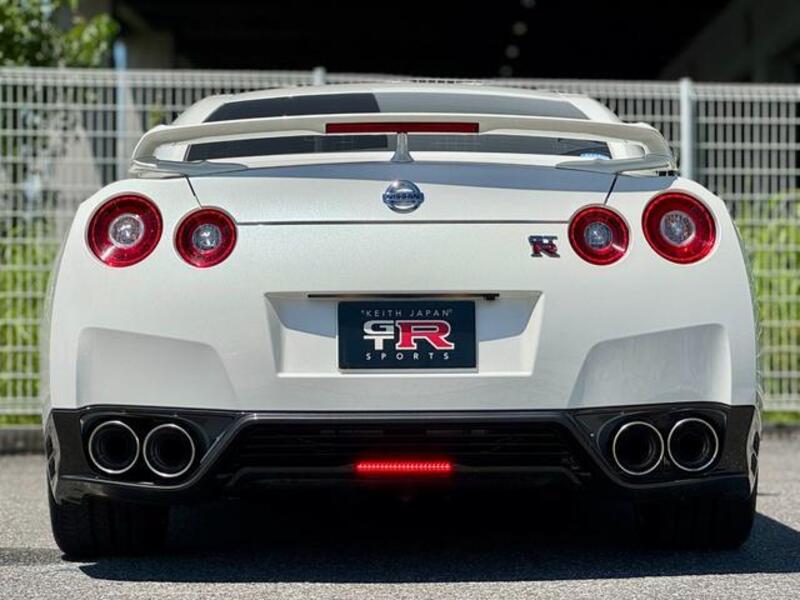 GT-R