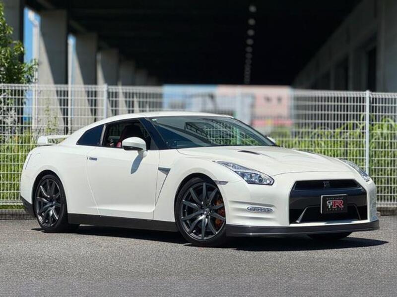 GT-R