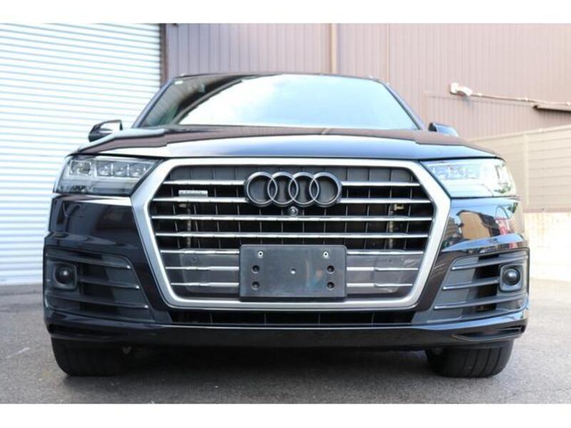 Q7