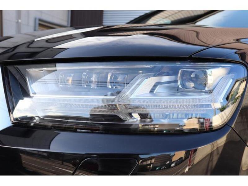 Q7