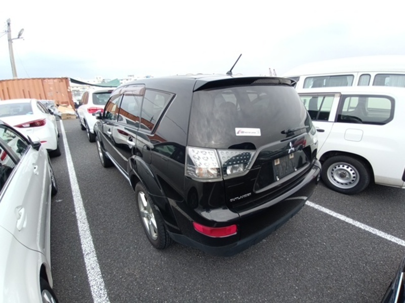 OUTLANDER