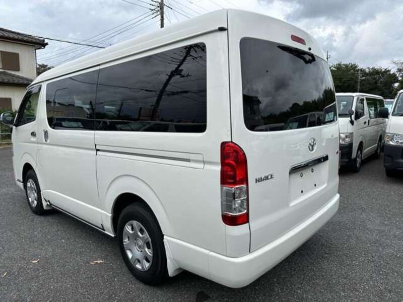 HIACE