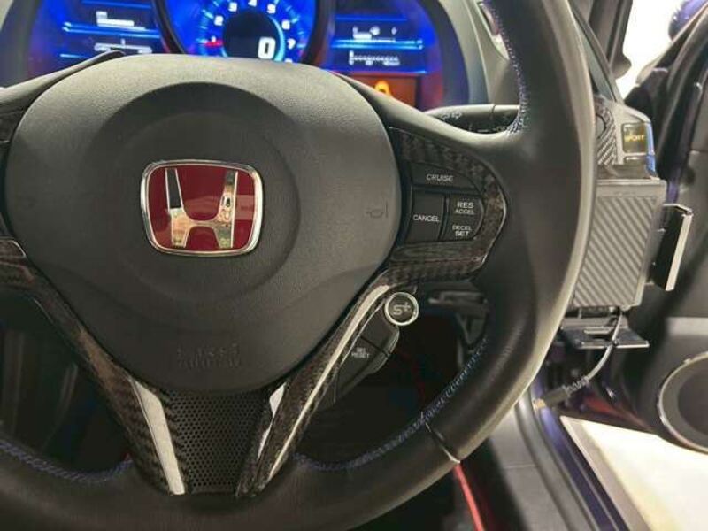CR-Z