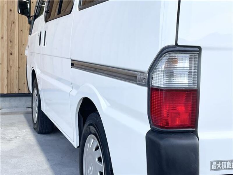 BONGO VAN