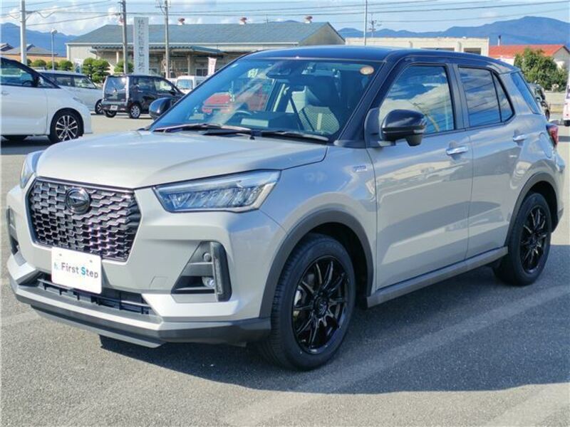 DAIHATSU ROCKY