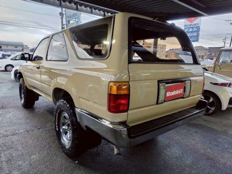 HILUX SURF