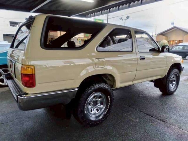 HILUX SURF