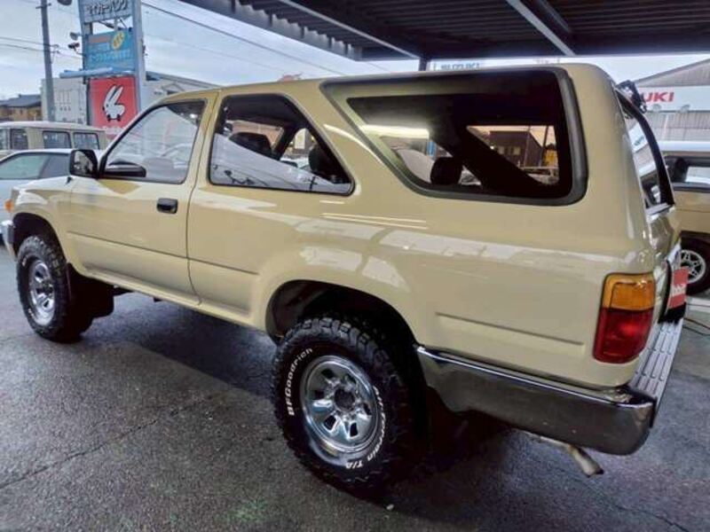 HILUX SURF