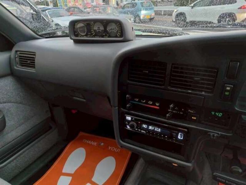 HILUX SURF