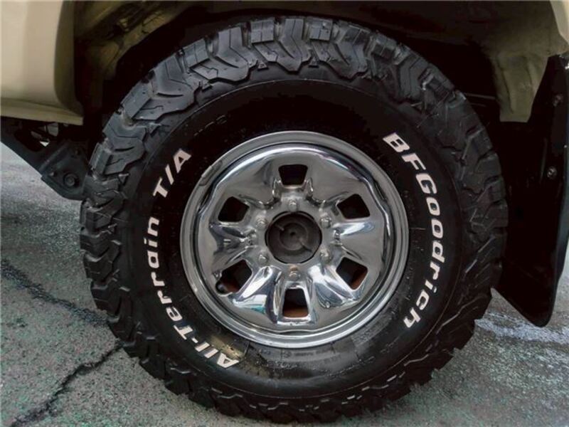 HILUX SURF