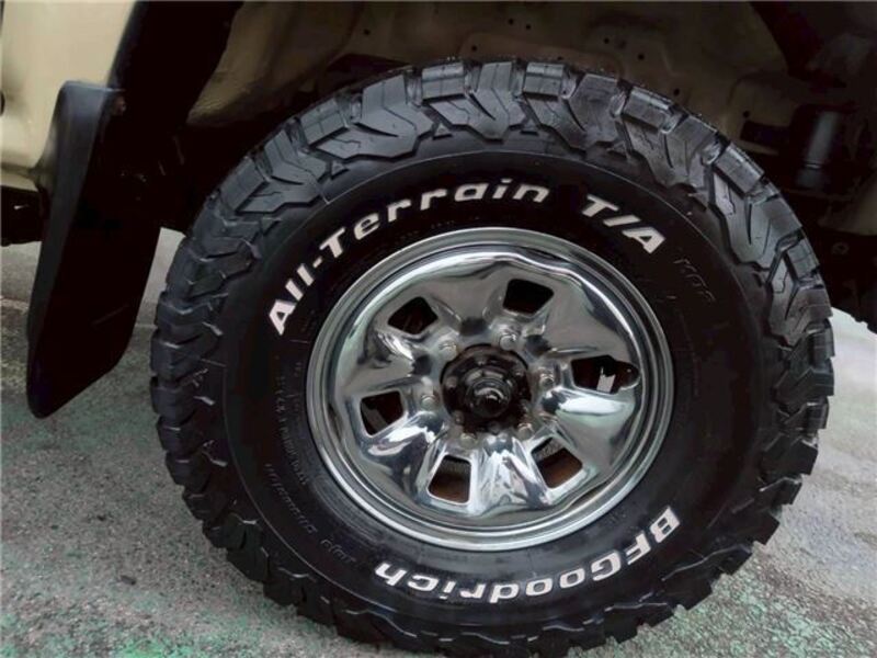 HILUX SURF