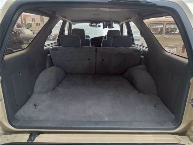 HILUX SURF