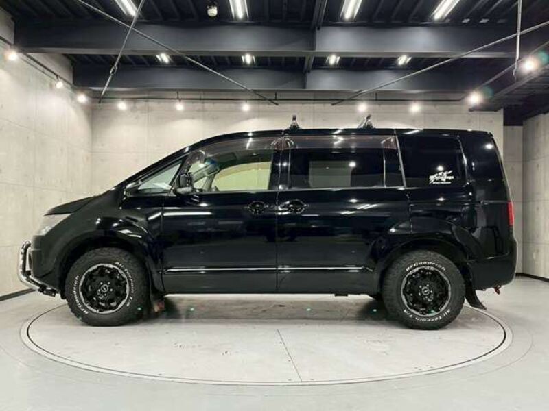 DELICA D5