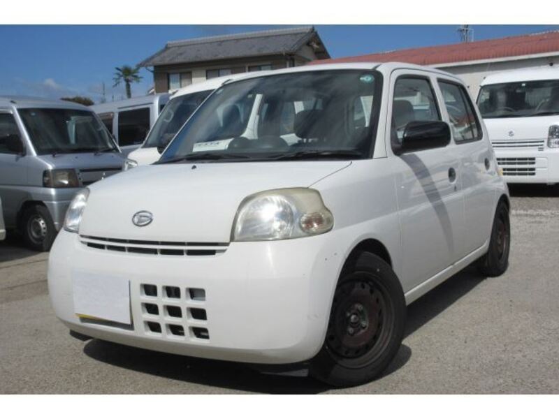 DAIHATSU ESSE