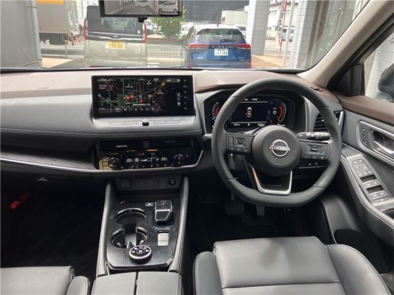 X-TRAIL