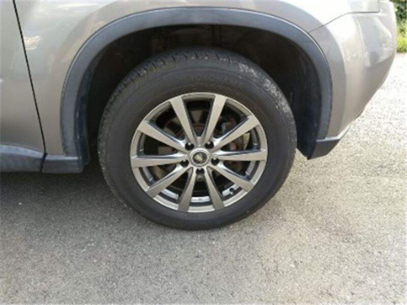 X-TRAIL