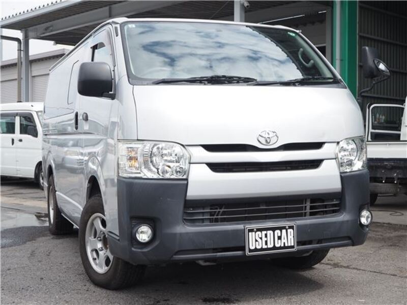 HIACE VAN