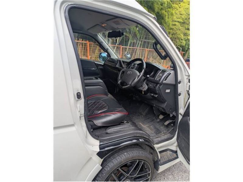 HIACE