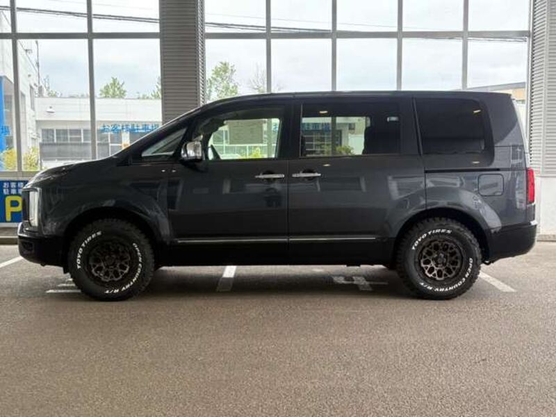 DELICA D5