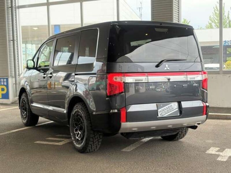 DELICA D5