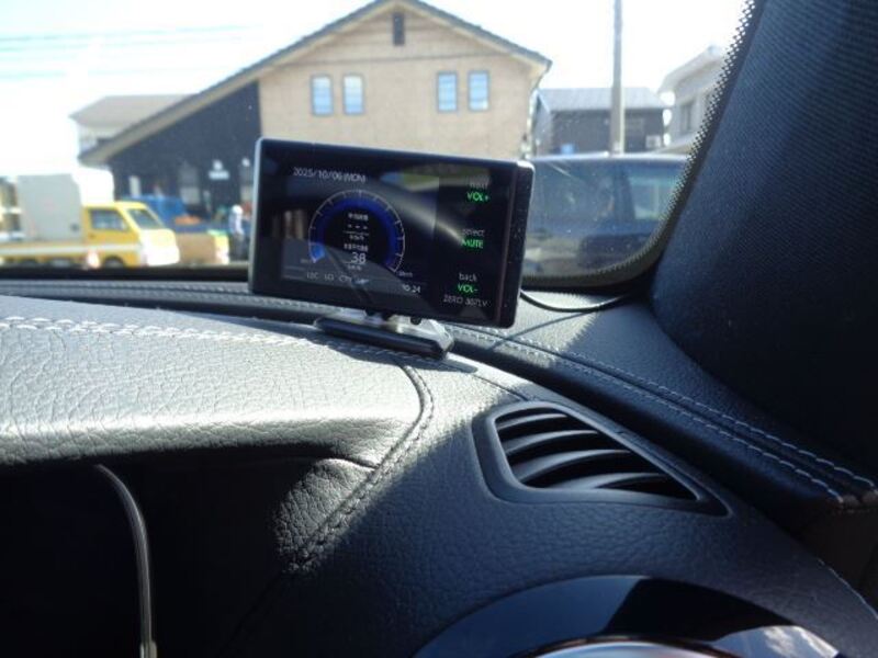E-CLASS