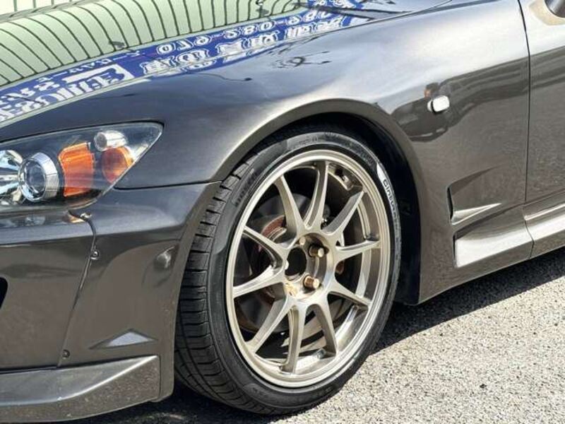 S2000
