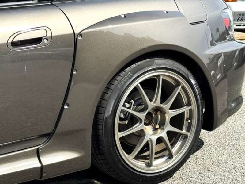 S2000
