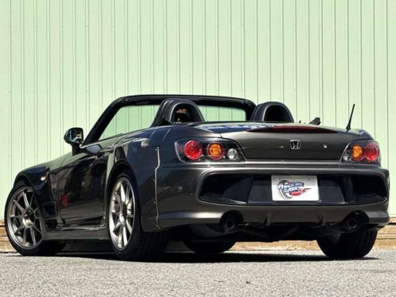 S2000