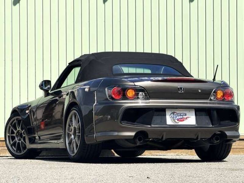 S2000
