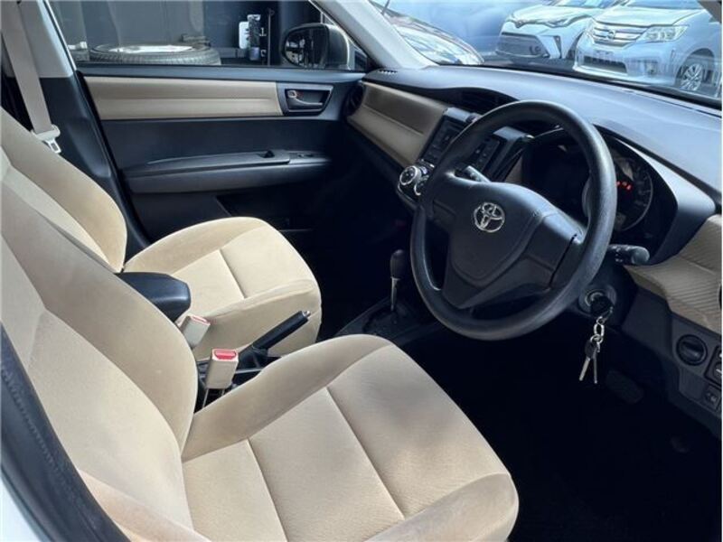COROLLA AXIO