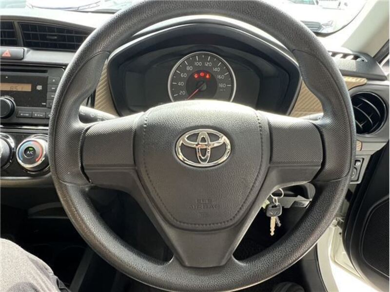 COROLLA AXIO