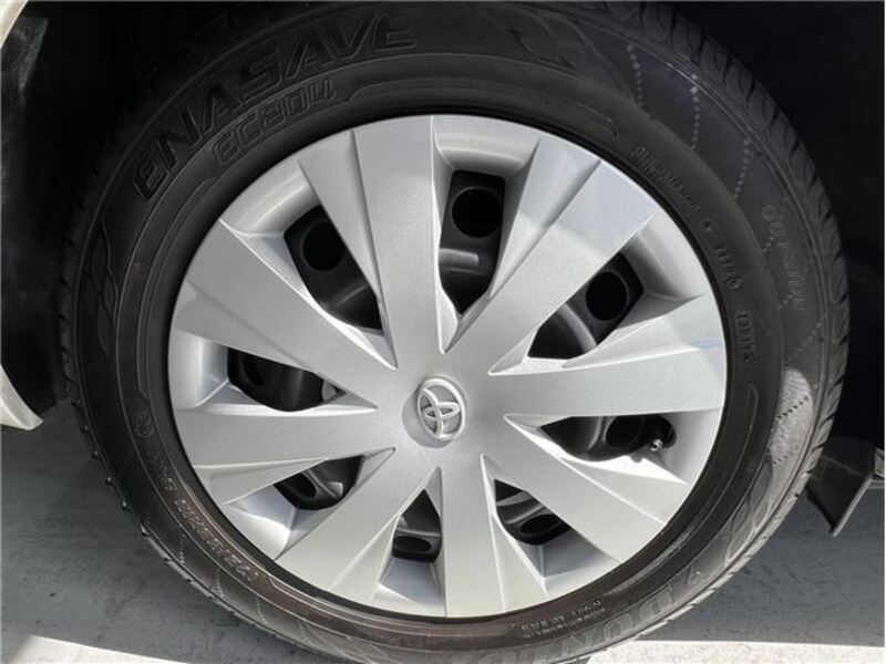 COROLLA AXIO