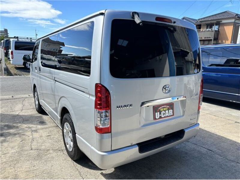 HIACE VAN