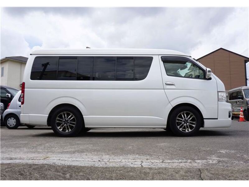 HIACE