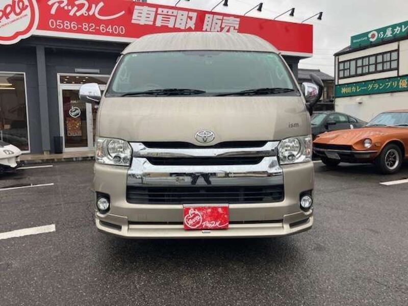 HIACE VAN