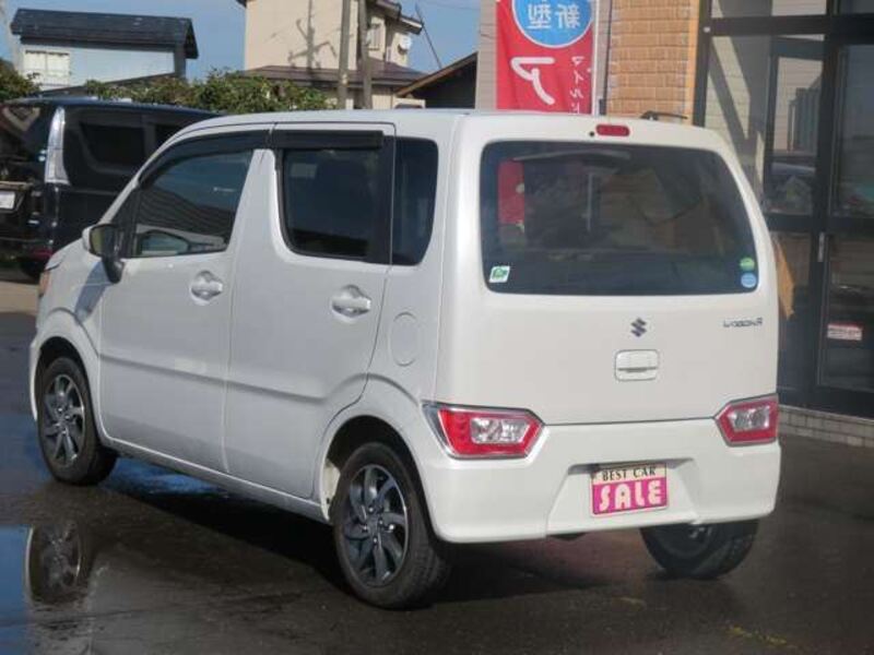 WAGON R