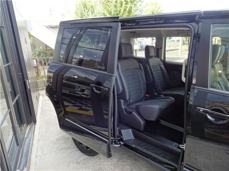 DELICA D5